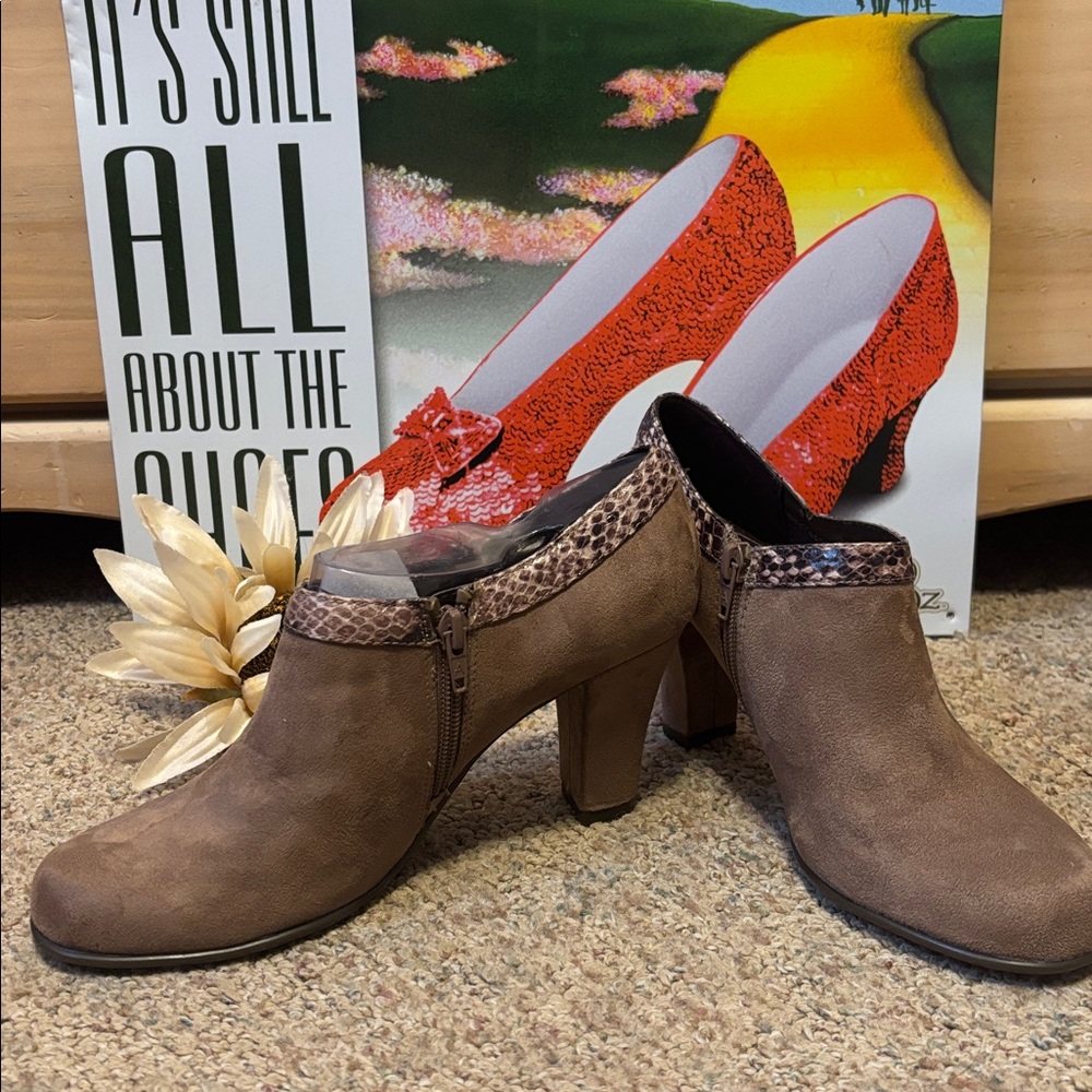 🆕AEROSOLES Women's Day
Strole Booties